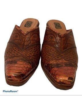 SALPY SHOES CLOGS BROWN HAND TOOLED LEATHER MULES Size 10 USA